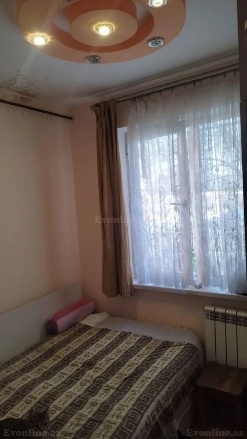 Satılır 2 otaqlı Mənzil Köhnə tikili 30 m² Neftçilər m. - şəkil 5