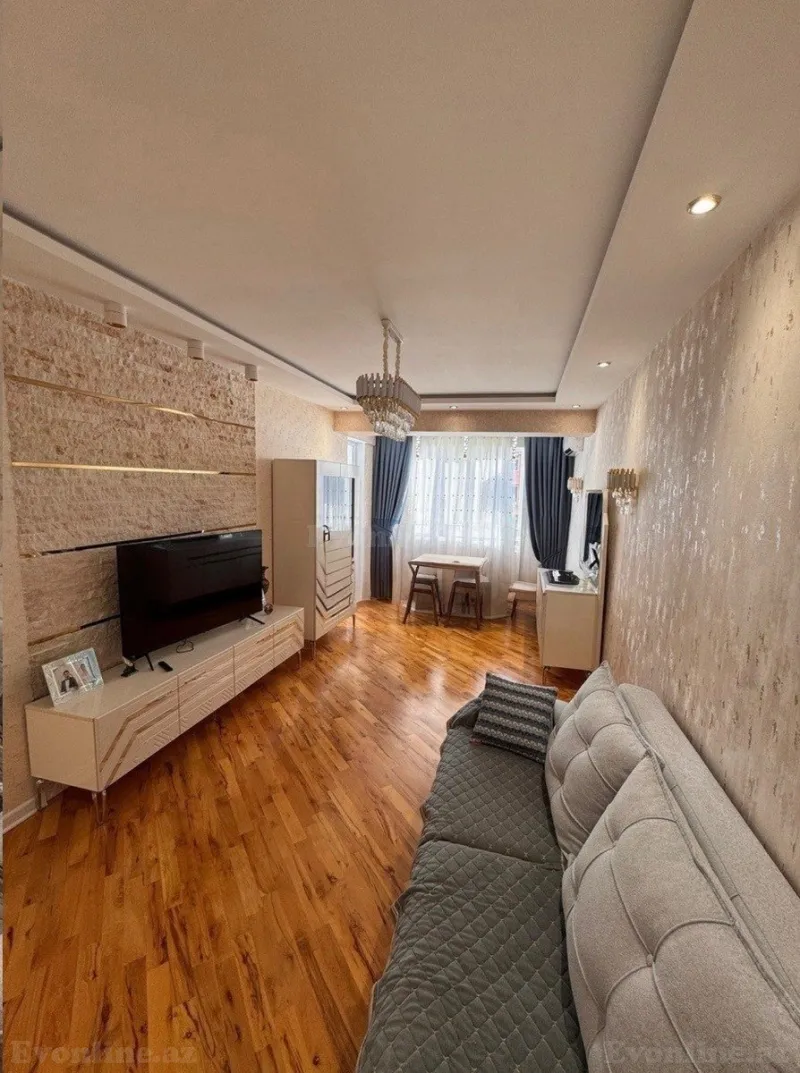 4 otaqlı Mənzil 135 m² Həzi Aslanov m. Satılır