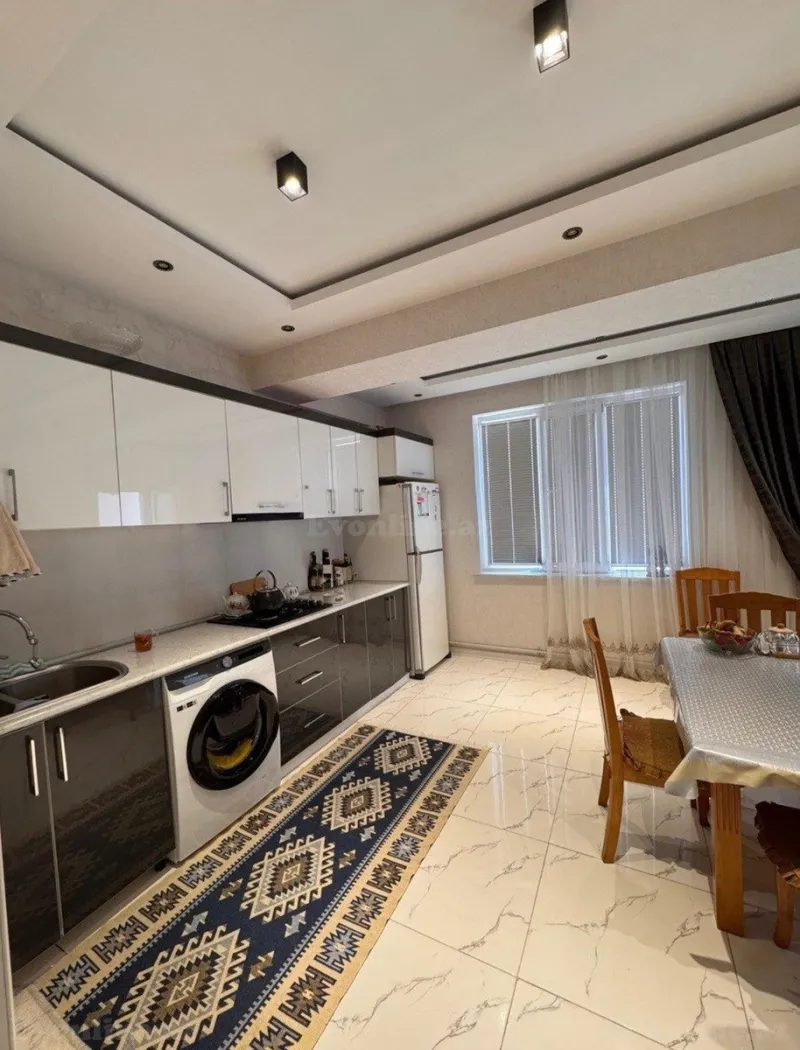 Satılır 4 otaqlı Mənzil Yeni tikili 135 m² Həzi Aslanov m. - şəkil 6