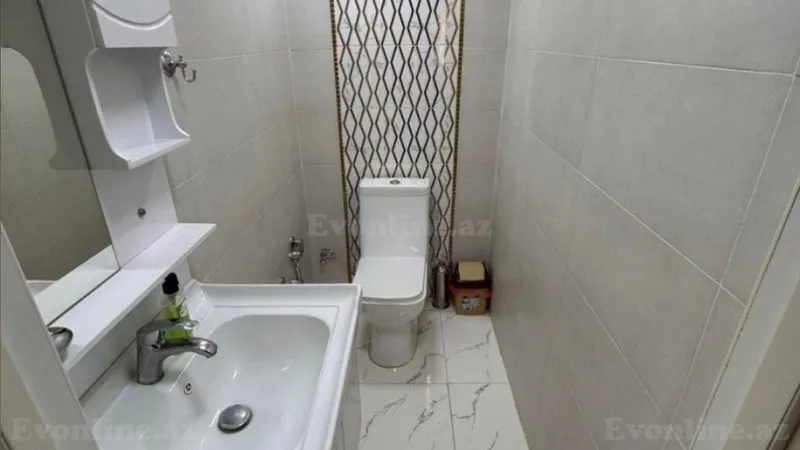 Satılır 4 otaqlı Mənzil Yeni tikili 135 m² Həzi Aslanov m. - şəkil 12