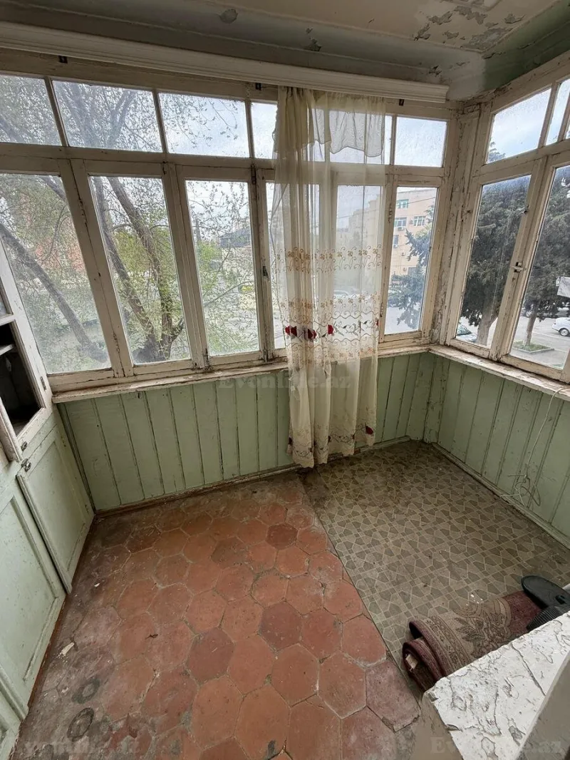 Satılır 2 otaqlı Mənzil Köhnə tikili 50 m² 8-ci kilometr - şəkil 3