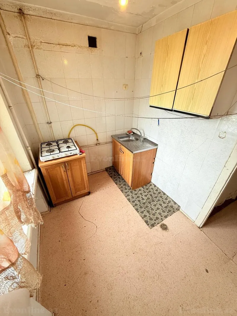 Satılır 2 otaqlı Mənzil Köhnə tikili 50 m² 8-ci kilometr - şəkil 4