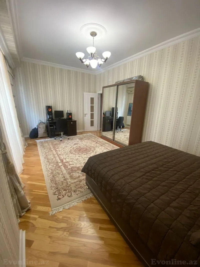Satılır 4 otaqlı Mənzil Yeni tikili 186 m² Nərimanov r. - şəkil 5
