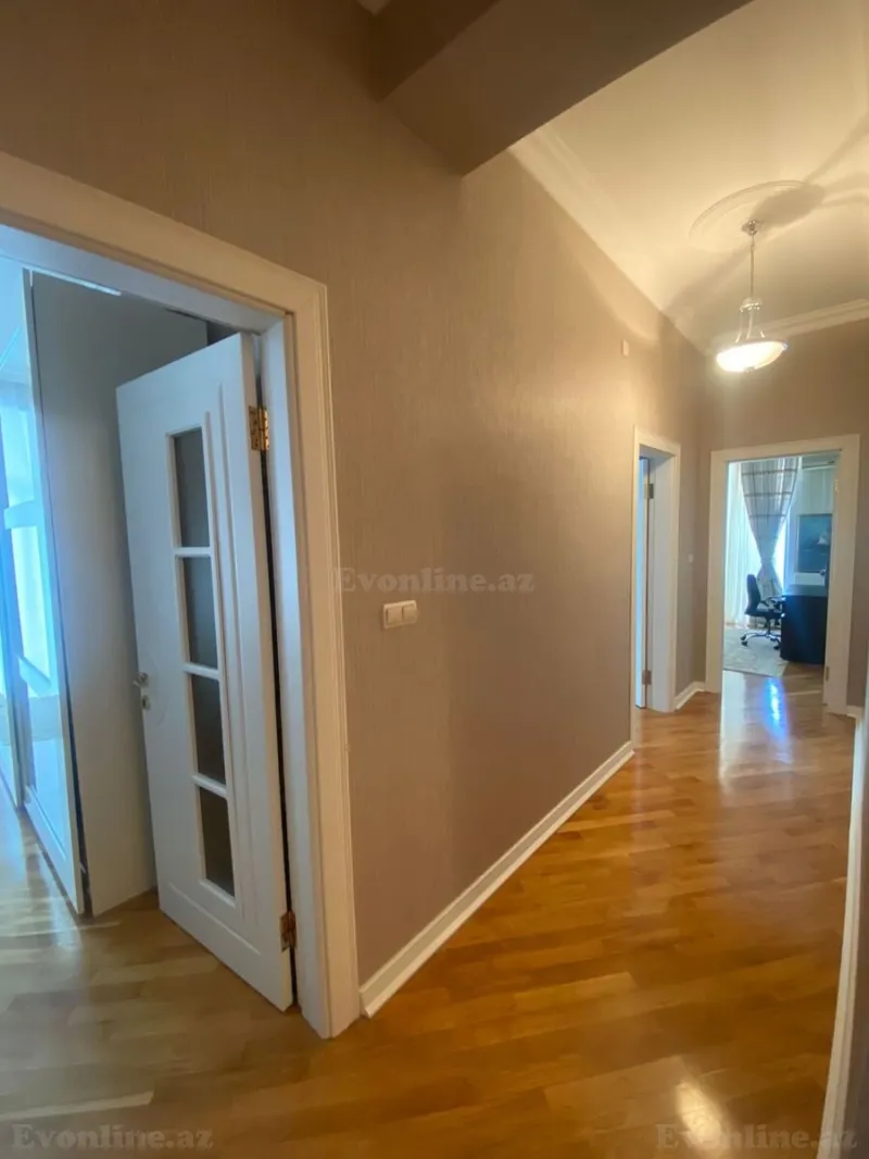 Satılır 4 otaqlı Mənzil Yeni tikili 186 m² Nərimanov r. - şəkil 12