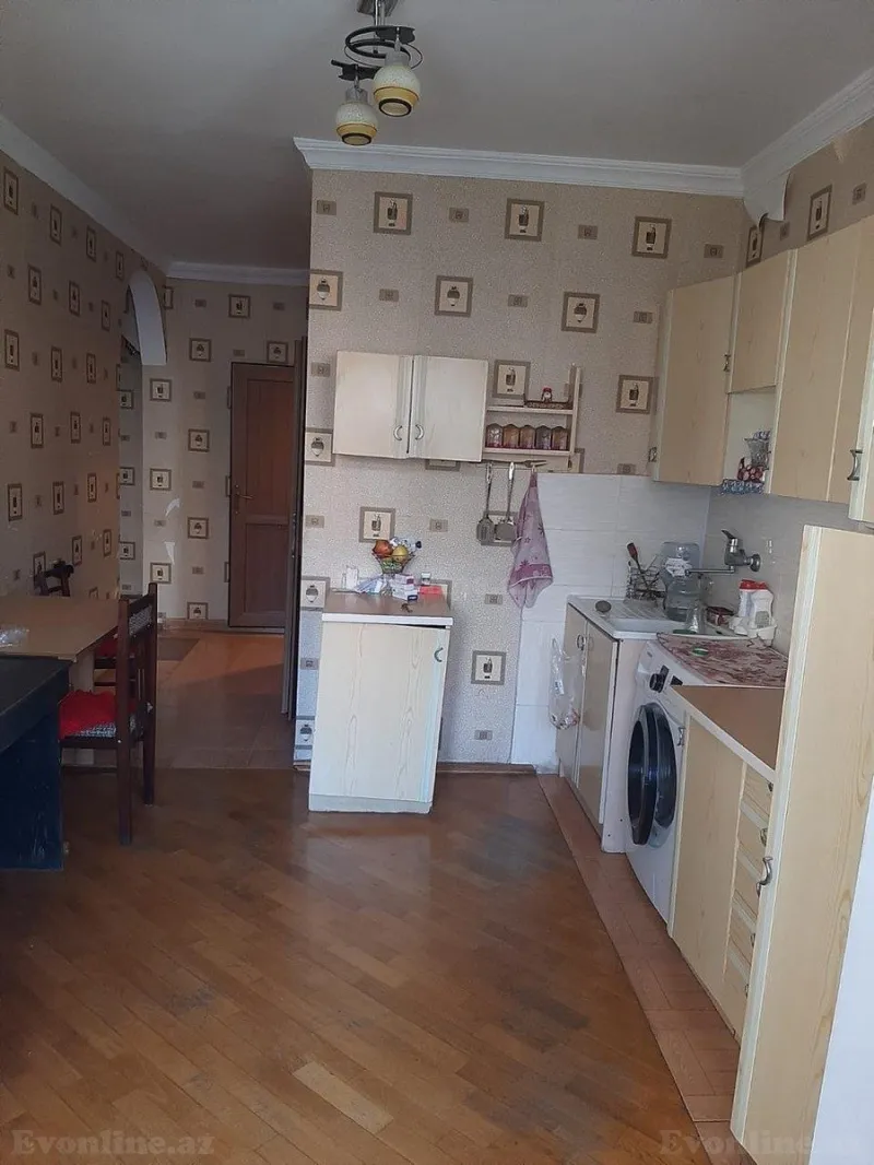 3 otaqlı Mənzil 70 m² Əhmədli Satılır