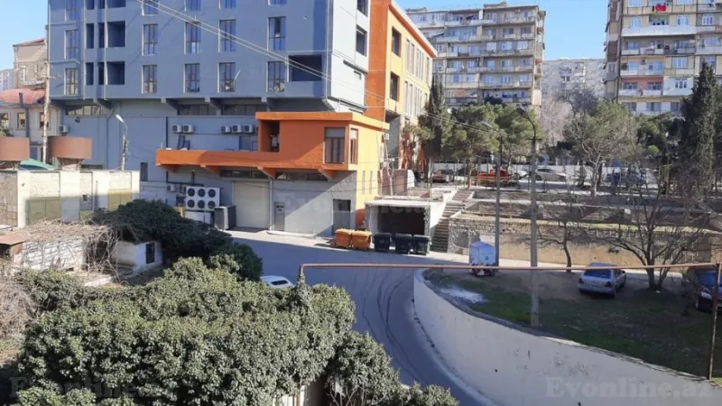 Satılır 3 otaqlı Mənzil Köhnə tikili 70 m² Əhmədli - şəkil 13