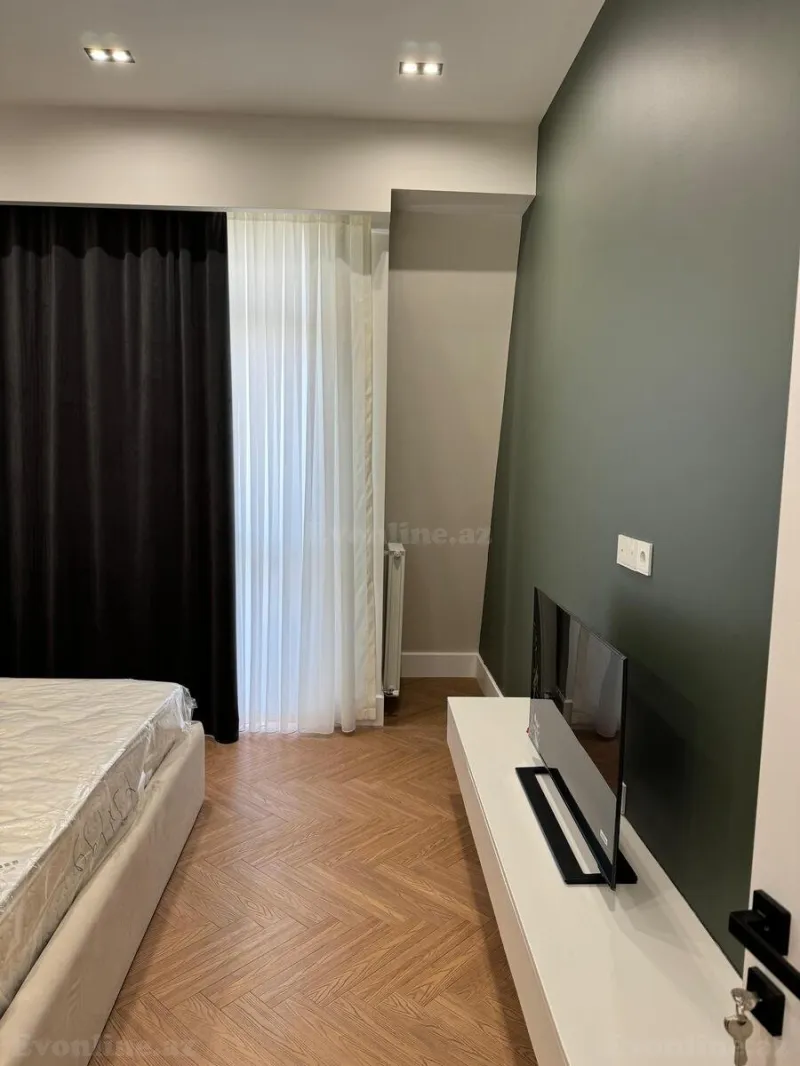 Kirayə verilir 2 otaqlı Mənzil Yeni tikili 80 m² Xətai r. - şəkil 4