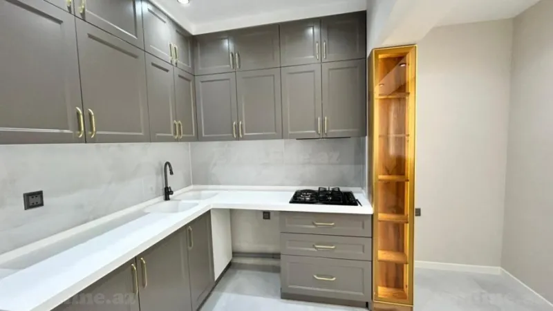 Satılır 4 otaqlı Mənzil Köhnə tikili 105 m² Sabunçu r. - şəkil 17