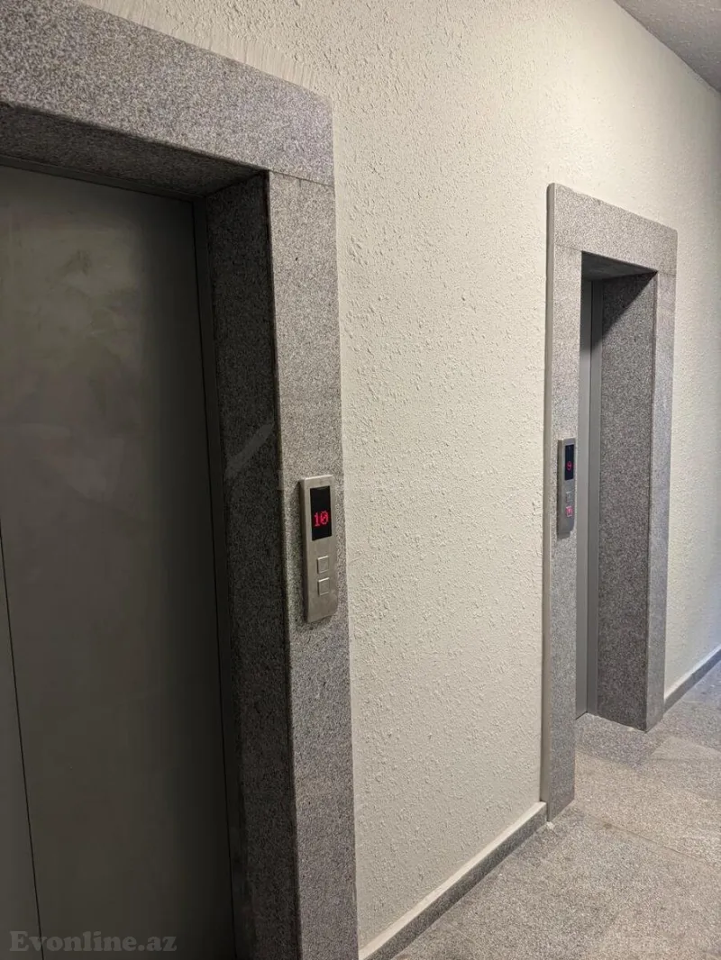 Kirayə verilir 3 otaqlı Mənzil Yeni tikili 132 m² 28 May m. - şəkil 7