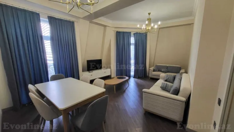 3 otaqlı Mənzil 110 m² Xətai r. Satılır