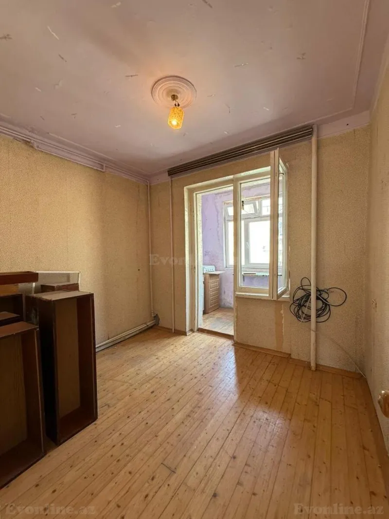 Satılır 2 otaqlı Mənzil Köhnə tikili 40 m² Suraxanı r. - şəkil 3