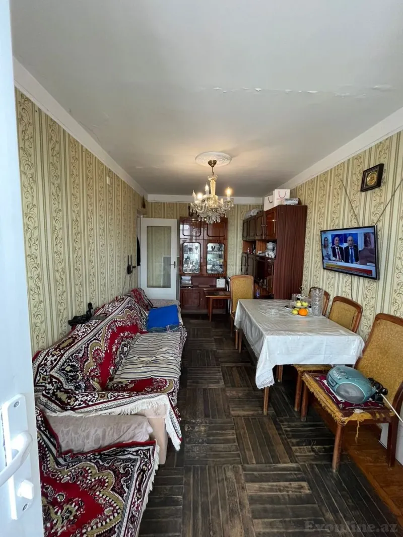 Satılır 3 otaqlı Mənzil Köhnə tikili 70 m² Elmlər Akademiyası m. - şəkil 3