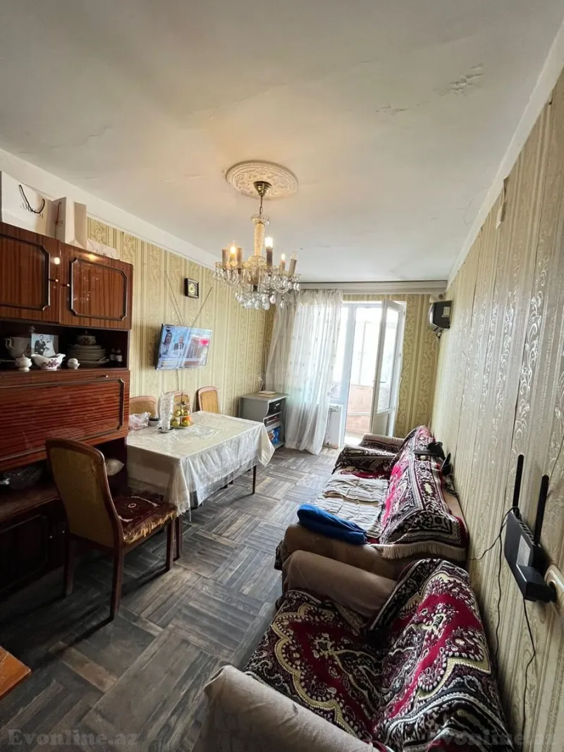 Satılır 3 otaqlı Mənzil Köhnə tikili 70 m² Elmlər Akademiyası m. - şəkil 4