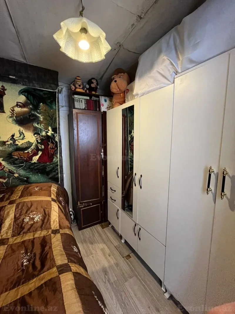 Satılır 3 otaqlı Mənzil Köhnə tikili 70 m² Elmlər Akademiyası m. - şəkil 9