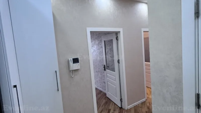 Satılır 3 otaqlı Mənzil Yeni tikili 97 m² Neftçilər m. - şəkil 2