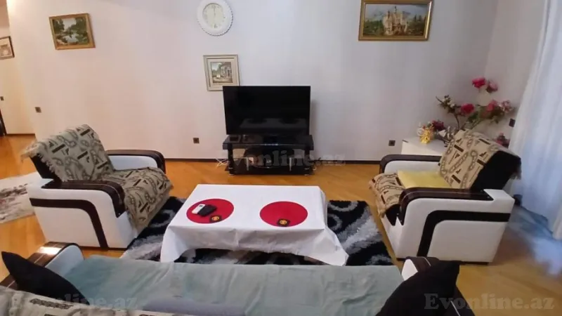 3 otaqlı Mənzil 140 m² Sahil m. Kirayə verilir