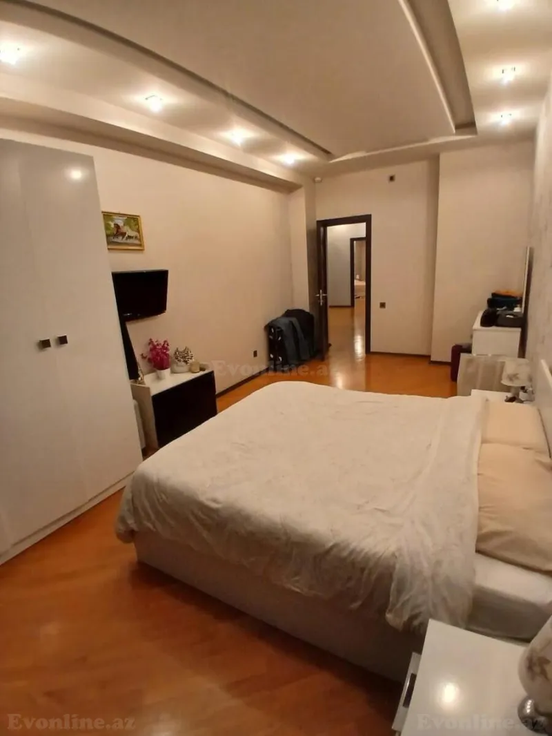 Kirayə verilir 3 otaqlı Mənzil Yeni tikili 140 m² Sahil m. - şəkil 4