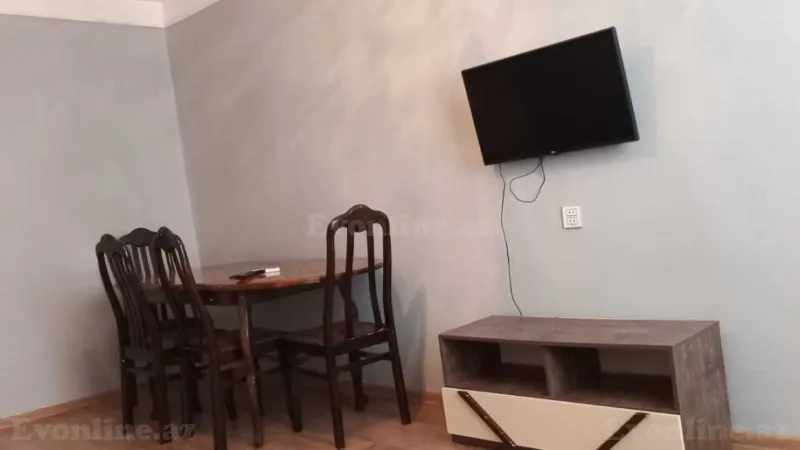 Kirayə verilir 2 otaqlı Mənzil Köhnə tikili 65 m² Əhmədli - şəkil 3