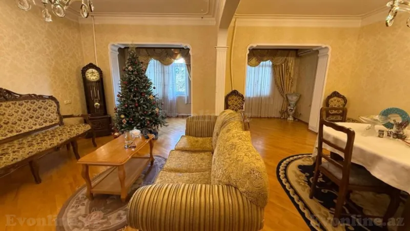 Satılır 5 otaqlı Mənzil Köhnə tikili 120 m² 8-ci mikrorayon - şəkil 3