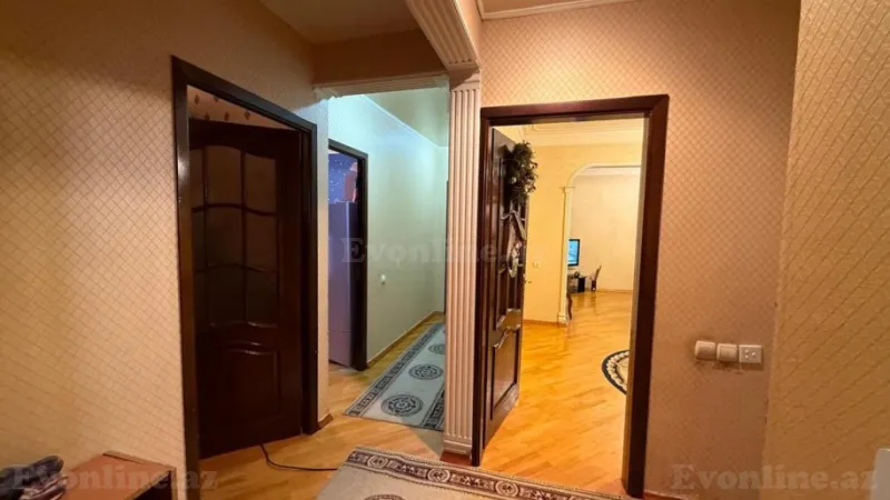 Satılır 5 otaqlı Mənzil Köhnə tikili 120 m² 8-ci mikrorayon - şəkil 15