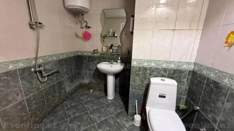 Satılır 5 otaqlı Mənzil Köhnə tikili 120 m² 8-ci mikrorayon - şəkil 16