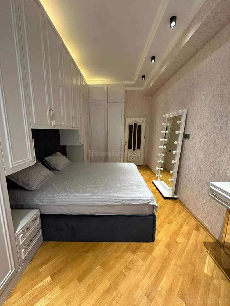 Kirayə verilir 2 otaqlı Mənzil Yeni tikili 110 m² 8 Noyabr m. - şəkil 9