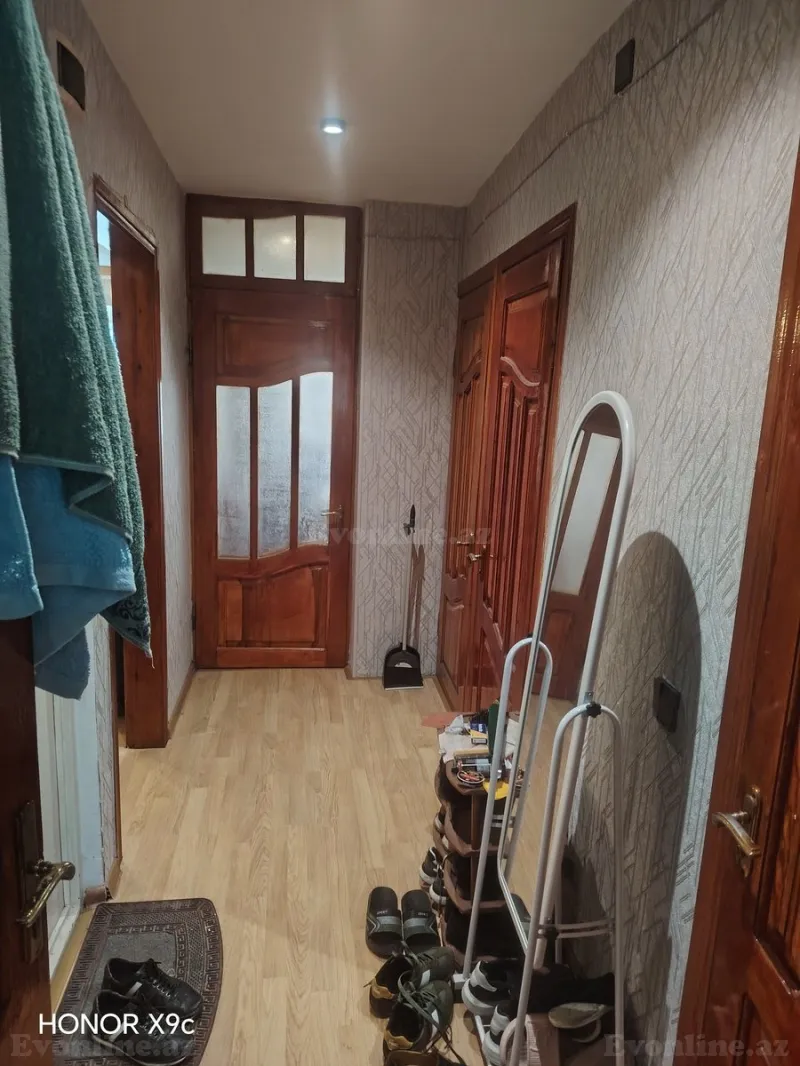 Satılır 2 otaqlı Mənzil Köhnə tikili 65 m² 7-ci mikrorayon - şəkil 4