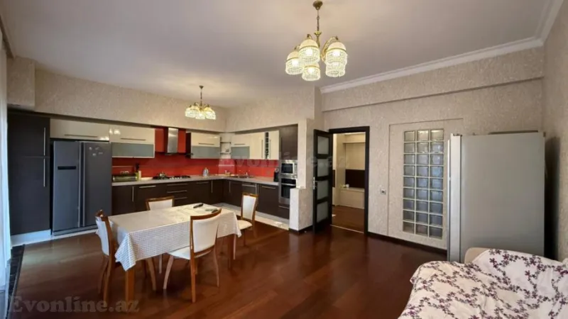 Satılır 5 otaqlı Mənzil Yeni tikili 212 m² Nəsimi r. - şəkil 5