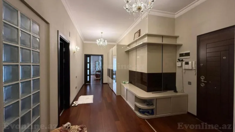 Satılır 5 otaqlı Mənzil Yeni tikili 212 m² Nəsimi r. - şəkil 9