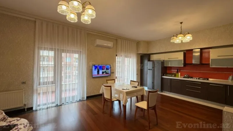 Satılır 5 otaqlı Mənzil Yeni tikili 212 m² Nəsimi r. - şəkil 10