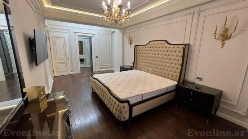 Satılır 4 otaqlı Mənzil Yeni tikili 180 m² Elmlər Akademiyası m. - şəkil 6