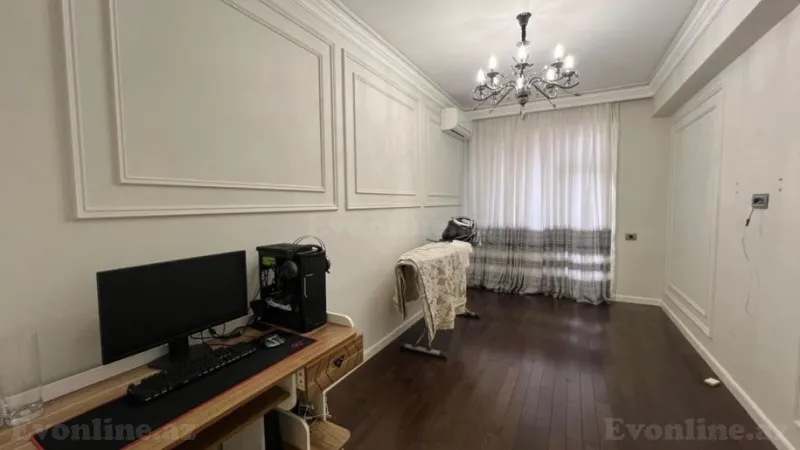 Satılır 4 otaqlı Mənzil Yeni tikili 180 m² Elmlər Akademiyası m. - şəkil 9