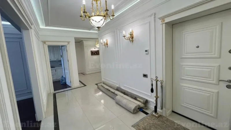 Satılır 4 otaqlı Mənzil Yeni tikili 180 m² Elmlər Akademiyası m. - şəkil 14