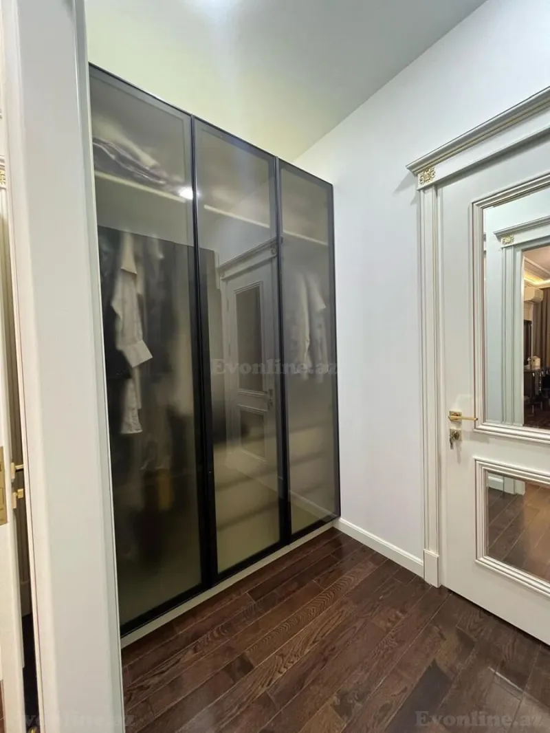 Satılır 4 otaqlı Mənzil Yeni tikili 180 m² Elmlər Akademiyası m. - şəkil 22