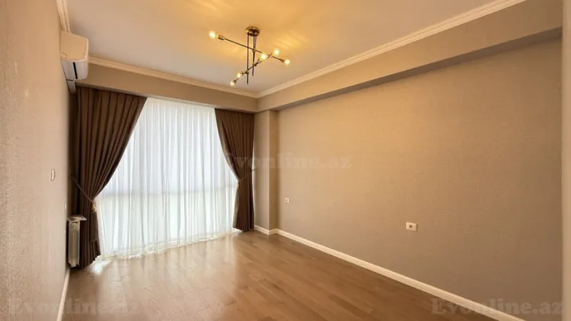 Satılır 3 otaqlı Mənzil Yeni tikili 96 m² Yasamal r. - şəkil 4