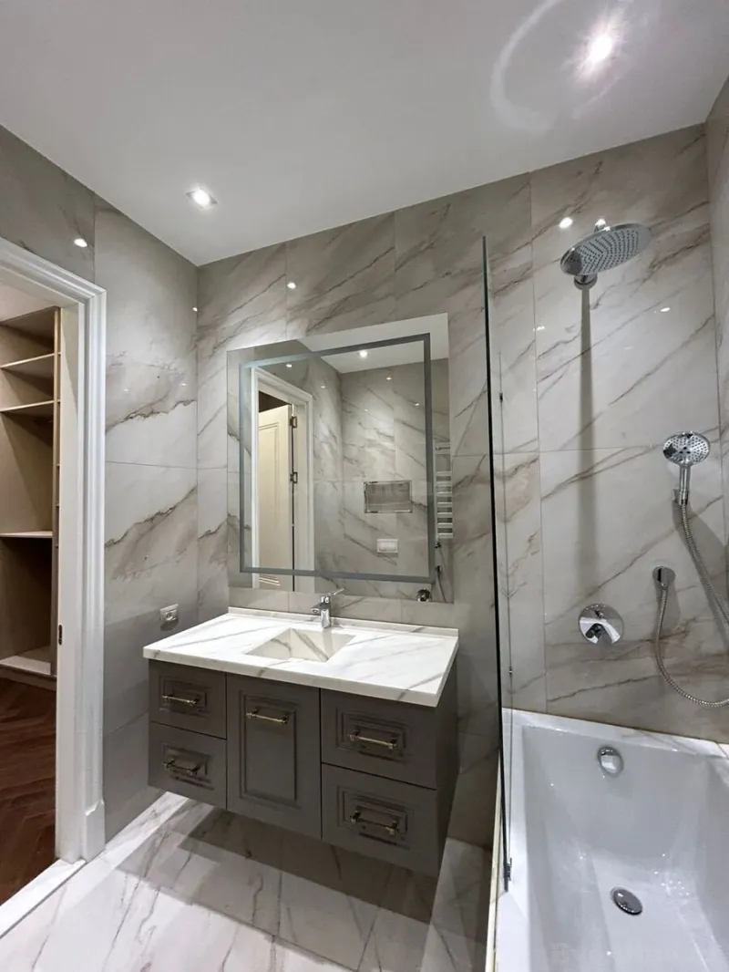 Satılır 4 otaqlı Mənzil Yeni tikili 235 m² 28 May m. - şəkil 16