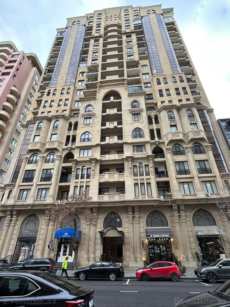 Satılır 4 otaqlı Mənzil Yeni tikili 235 m² 28 May m. - şəkil 23