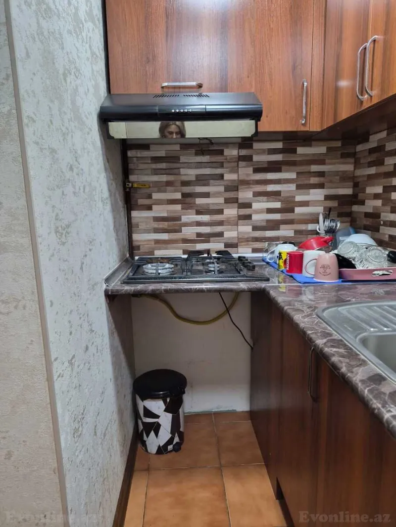 Satılır 2 otaqlı Mənzil Köhnə tikili 65 m² Sahil m. - şəkil 16