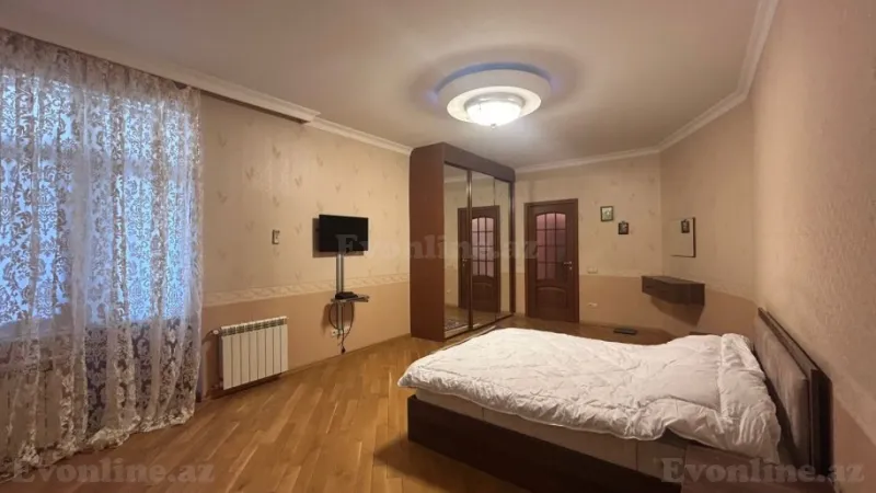 Satılır 5 otaqlı Mənzil Yeni tikili 200 m² Nəsimi r. - şəkil 4