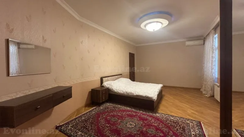 Satılır 5 otaqlı Mənzil Yeni tikili 200 m² Nəsimi r. - şəkil 6