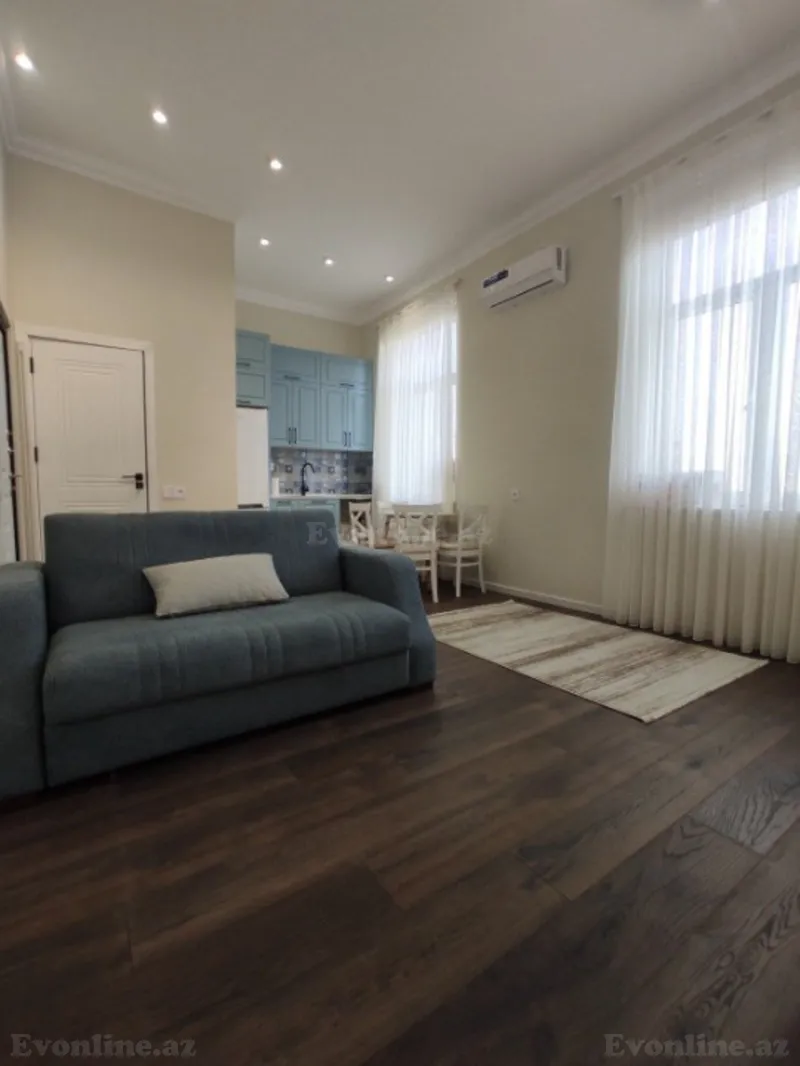 Satılır 1 otaqlı Mənzil Köhnə tikili 23 m² Nizami m.