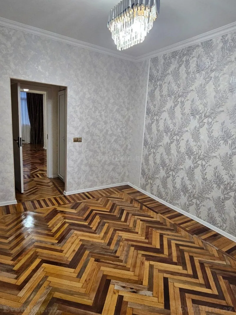 Satılır 3 otaqlı Mənzil Köhnə tikili 65 m² Yasamal - şəkil 5