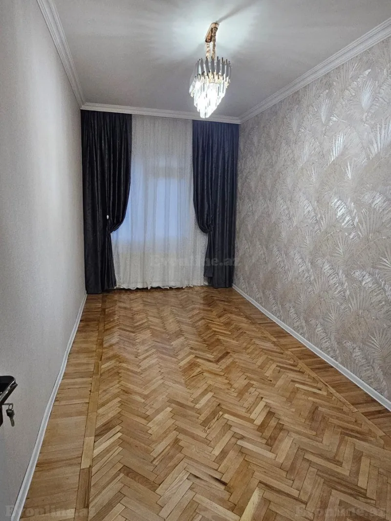 Satılır 3 otaqlı Mənzil Köhnə tikili 65 m² Yasamal - şəkil 6