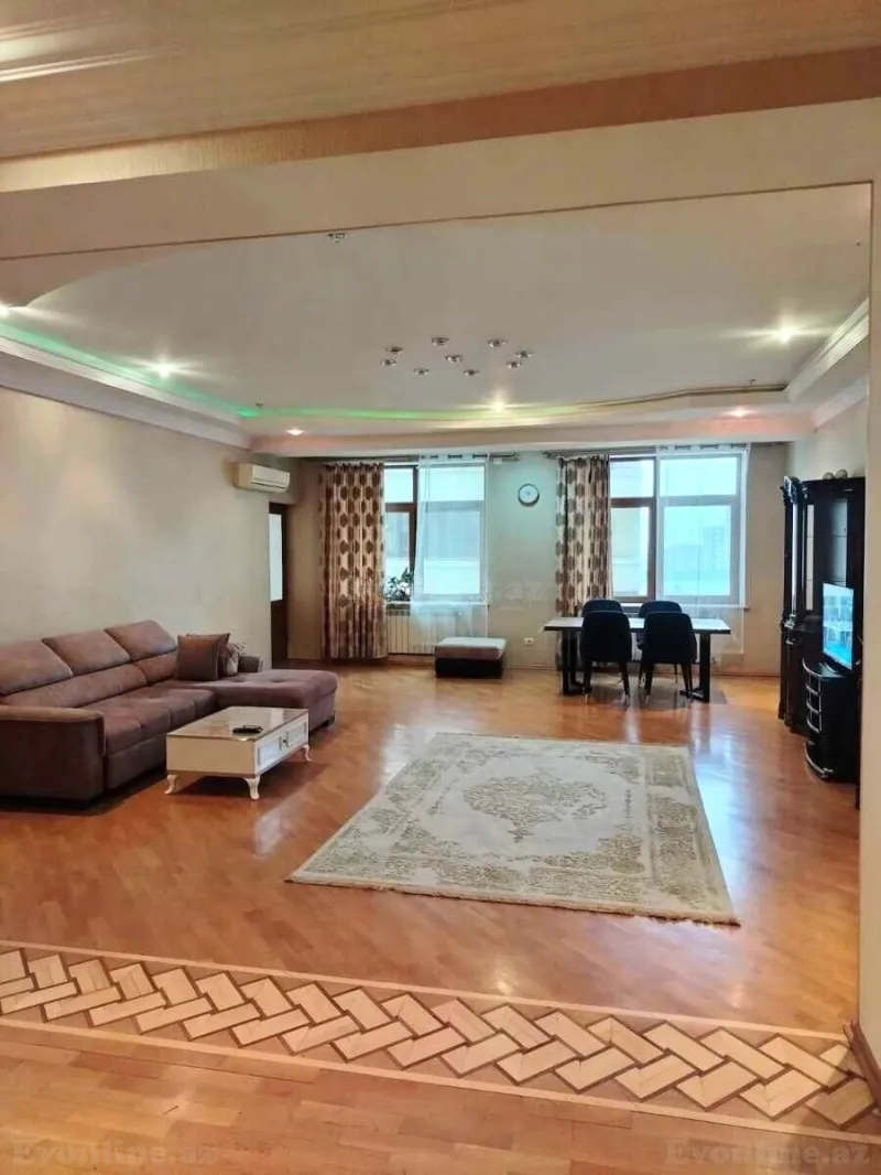 Kirayə verilir 3 otaqlı Mənzil Yeni tikili 138 m² 28 May m. - şəkil 2
