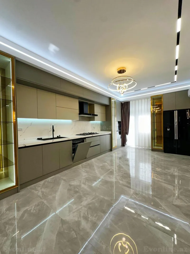 Satılır 4 otaqlı Mənzil Yeni tikili 245 m² Nəsimi r. - şəkil 5