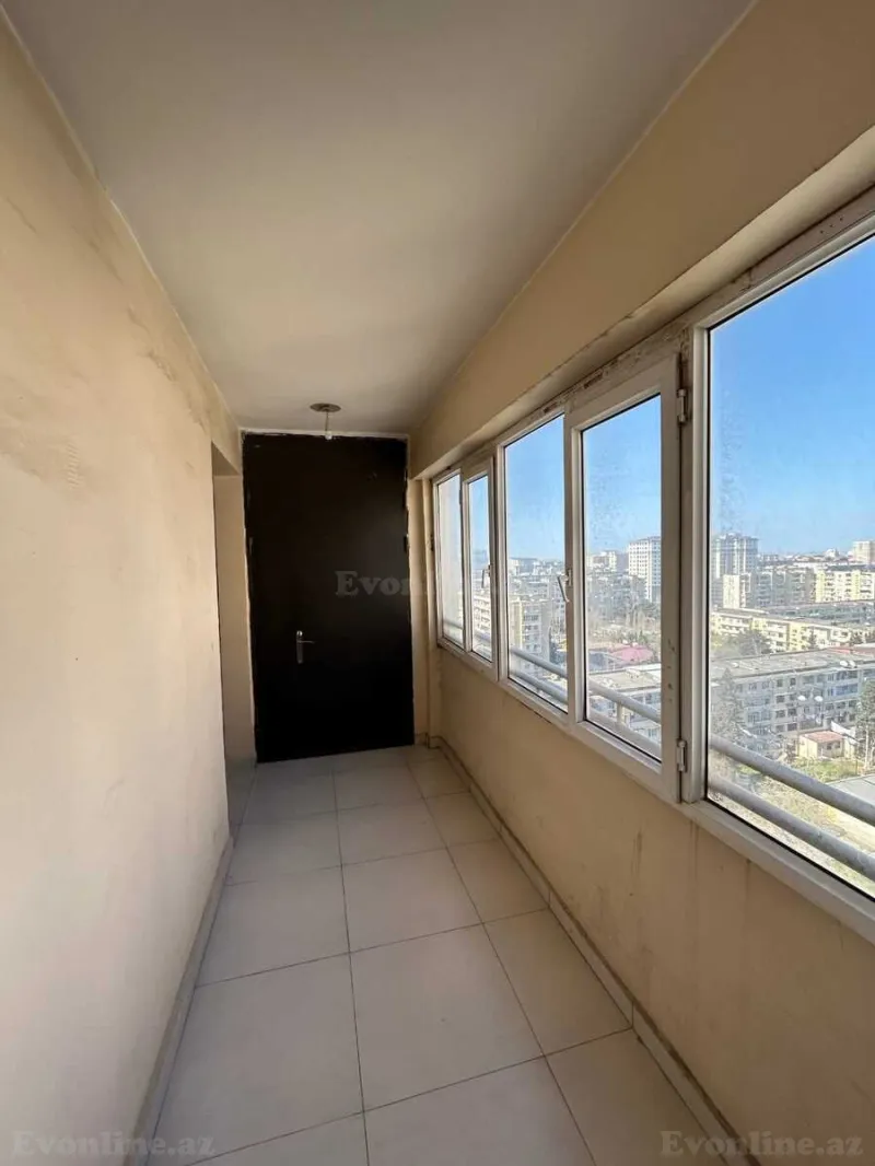 4 otaqlı Mənzil 135 m² Xalqlar Dostluğu m. Satılır