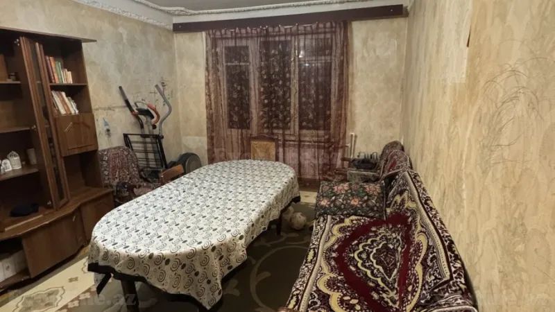 Satılır 3 otaqlı Mənzil Köhnə tikili 90 m² Xalqlar Dostluğu m.