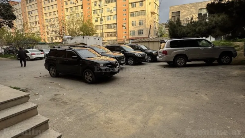 Satılır 3 otaqlı Mənzil Köhnə tikili 90 m² Xalqlar Dostluğu m. - şəkil 23