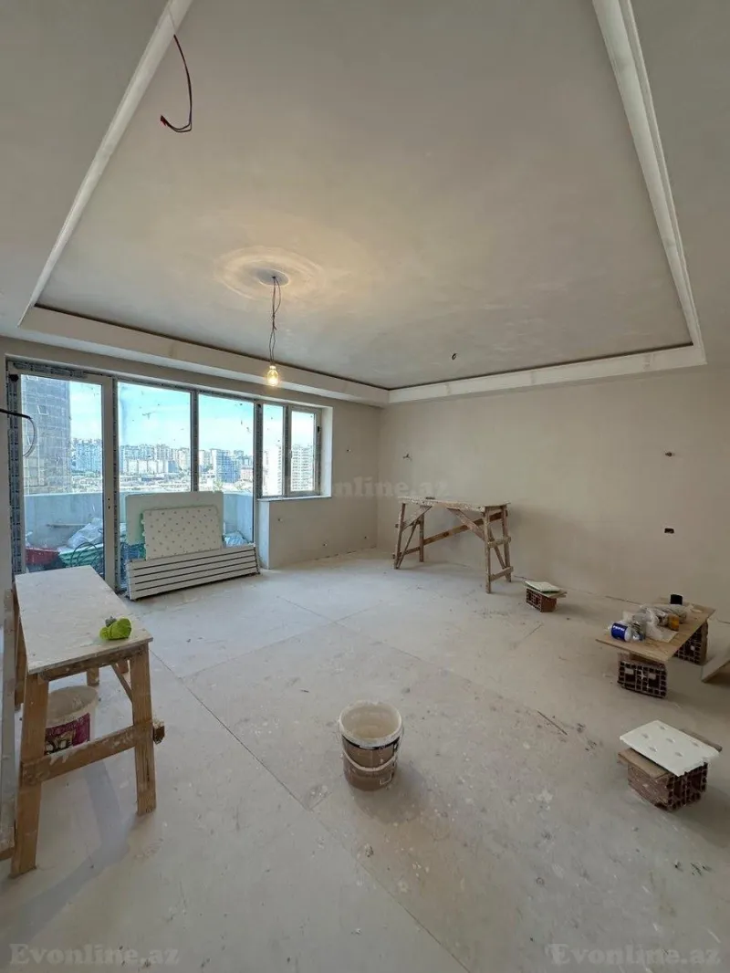 Satılır 3 otaqlı Mənzil Yeni tikili 140 m² 8 Noyabr m.