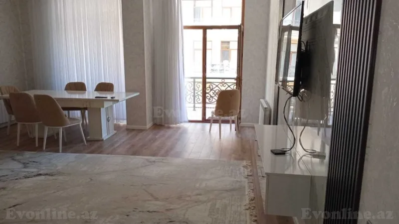 Kirayə verilir 3 otaqlı Mənzil Yeni tikili 130 m² Xətai m. - şəkil 3